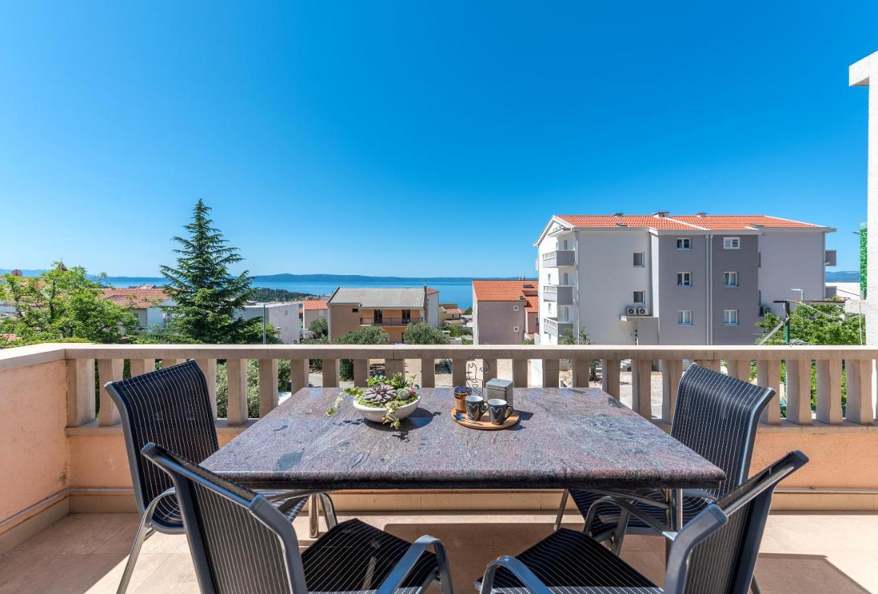 Apartment Sole Mio -Sea View Makarska Exteriör bild
