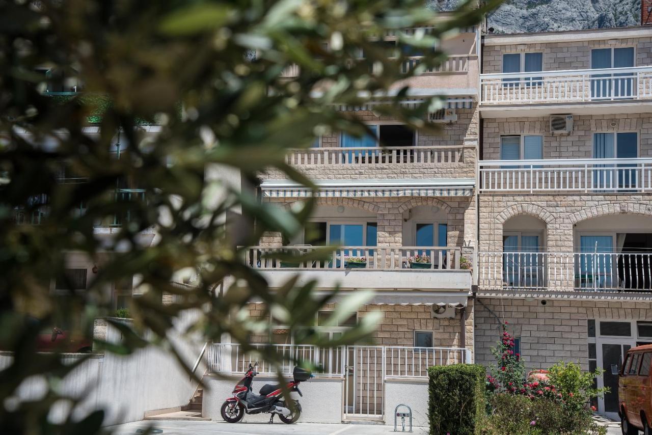 Apartment Sole Mio -Sea View Makarska Exteriör bild